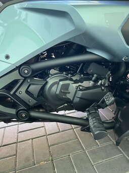 2022 Can am Spyder F3-T - 9