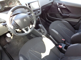 PEUGEOT 208 1.2i KOUPENO ČR,1.MAJITEL,NEHAVAROVÁNO - 9