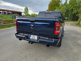 Dodge Ram 1500 Laramie 5.7 V8 Hemi r.v 2022 - 9