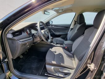 ŠKODA Octavia 1.5TSI 110kW Liftback 2024 Manuál ČR ZÁRUKA - 9