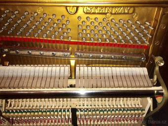 Steinway & Sons klavírní křídlo Mod-V125 v perfektním stavu. - 9