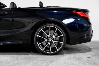 BMW Rad 8 Cabrio 840i A/T (Odpočet DPH) - 9
