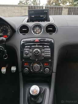 Peugeot RCZ 1.6 TURBO 147kw - TOP STAV-MAX VÝBAVA - 9