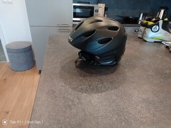 Prodám kompletní sadu na lyžování - 9