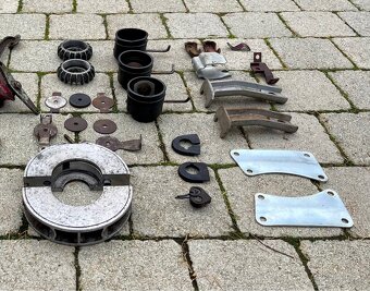 Jawa ČZ kývačka, panelka, pérák - dily - 9