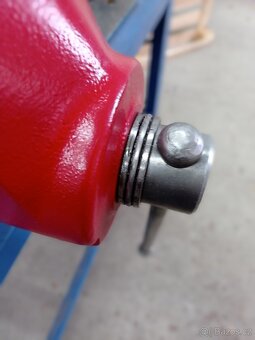 Svěrák York 150L T - 9