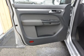 PRODÁM Volkswagen Touran 1.2TSi 77kw 6kv - 9