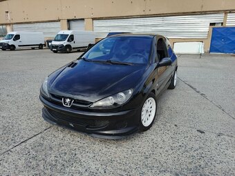 Peugeotu 206 RC - 9