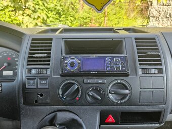 VW TRANSPORTER T5 1.9TDI 77KW 5 MÍST KLIMA - 9