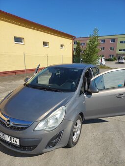 Opel Corsa 1.2 r.v.2012...118000km - 9