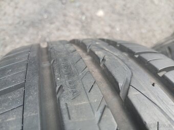 Sada Orig ALU kol Toyota 195/60R15 letní - 9