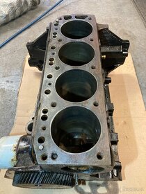 Lodni motor motor Mercruiser. 3.0 Volvo penta. Na dily. - 9