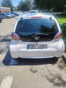 Toyota Aygo 2011 - 9