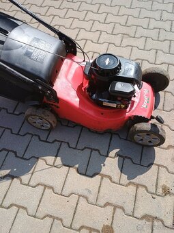 Zahradní sekačka Mountfield a Stiga - 9