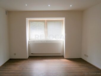 1+KK + šatna, 30m2, Slaný, Soukenická, byt v centru Slaného - 9