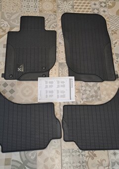 Originál sada gumových autokoberců pro Mitsubishi L200 - 9