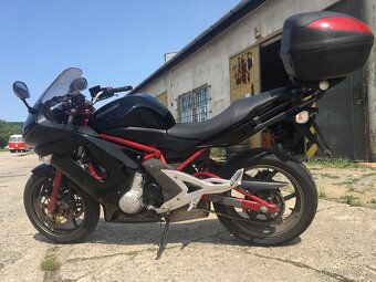 Kawasaki ER6-f - 9