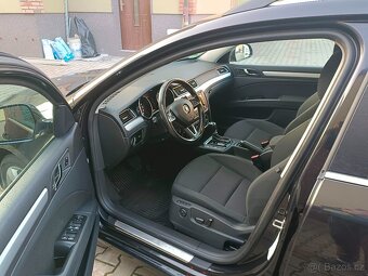 Superb 2.0 Tdi 103 kW DSG combi Elegance - 9