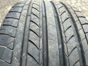 245/35R19 letni - 9