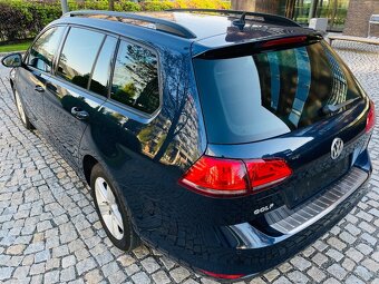Volkswagen Golf 2.0TDI 110KW VÝHŘEV SENZORY SERVISKA - 9