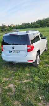 ŠKODA YETI 2017 2.0TDI DSG 4x4 110kw LED XENONY TAŽNÉ - 9