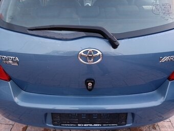 Toyota Yaris 1.0 i,rok2006,klima,org.km,po STK,top - 9