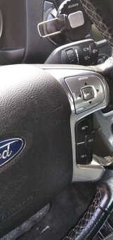 Ford Mondeo 2011 - 9