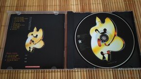 PRODAM 3XCD  - SAXON  -/VYDAVATEL  AXE KILLER - 9