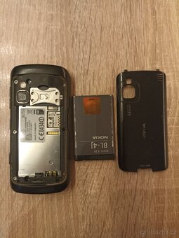 Nokia C6-00 - 9