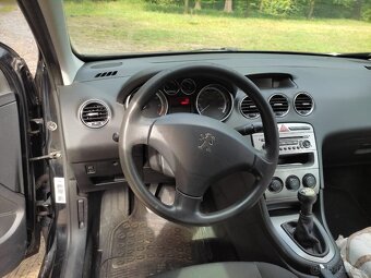 Peugeot 308 1,4 70 kw 2008 najeto 150 000 - 9