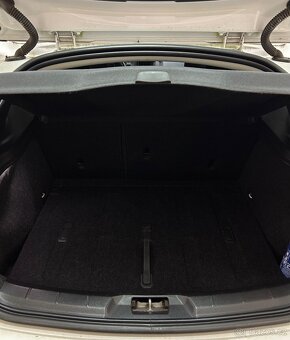 Volvo V40 D3 130kW Polestar - 9