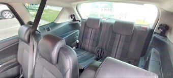 Ford s Max 7 míst - 9