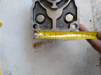 Hydraulické čerpadlo NŠ6M-3 - - 9