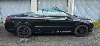 Ford Focus Cabrio 2.0i . Výměna možná - 9