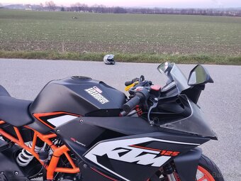KTM RC 125 - 9