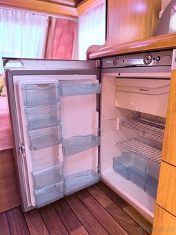 Hobby Excellent 450 UF/2x Nosič/4MÍSTA/2008/1.350KG - 9