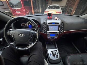 Hyundai SantaFe - 9