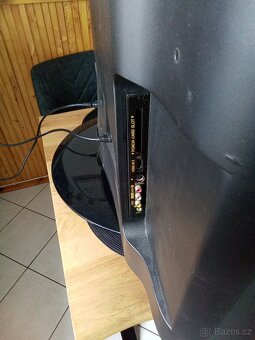 TELEVIZOR LG - 9