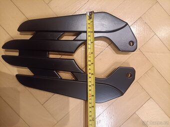 Prodám doplňky na Yamaha Raider XV 1900 - 9