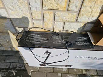 Prodám Xiaomi electric Scooter Pro 2 - 9