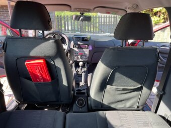 Alfa Romeo 147 1.9 JTD Bose - 9