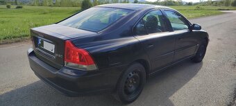 Volvo S60 2.4i 103 kW.. rok 2002 - 9