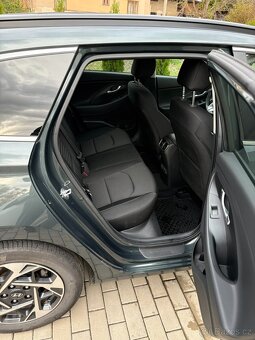 Hyundai i30 1,5 103kw, Style + Safety packet,DCT - 9
