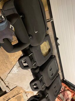 VW Sharan 2005 sedačky - 9