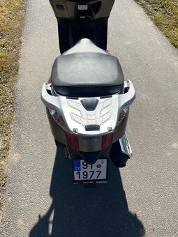 Honda S-Wing FES 125 ccm, ABS, 1 MAJ v ČR - 9