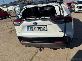 Toyota Rav 4 2.5i HYBRID 4x4 aut. Selection 2020 - 9
