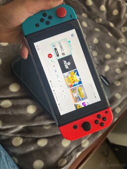 Nintendo Switch - Neon Red&Blue Joy-Con - 9