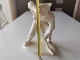 Predám sošku hokejistu - 9