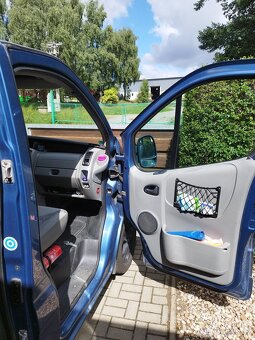 Opel vivaro long - 9