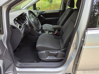 Nabízím k prodeji Volkswagen Touran 1.2 TSI 81 Kw - 9
